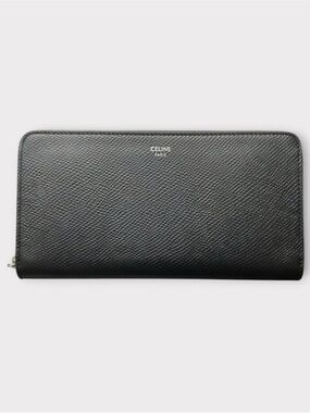 CELINE PARIS Classic Zipper Leather Wallet in Black